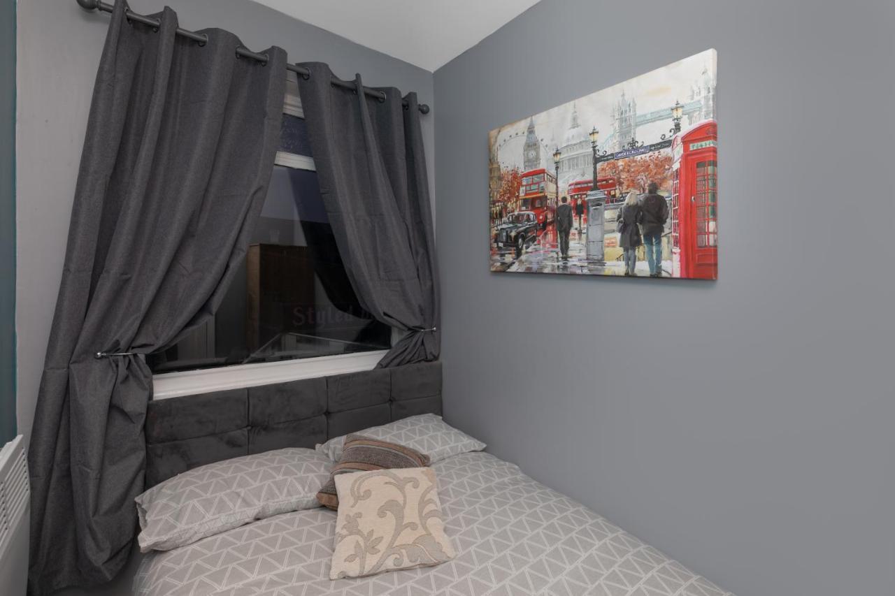 Central Roof Terrace Apartment Стоктон-он-Тис Экстерьер фото