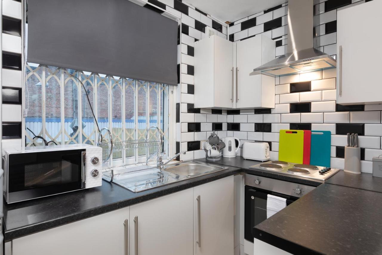 Central Roof Terrace Apartment Стоктон-он-Тис Экстерьер фото